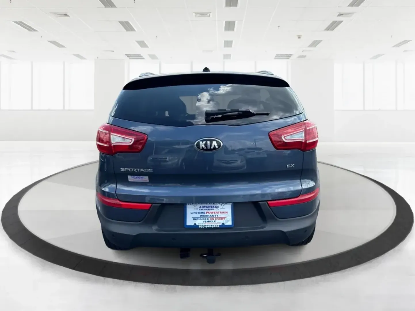 2013 Kia Sportage EX (KNDPCCA25D7) with an 2.4L I-4 DOHC engine, located at 1099 N County Rd 25A , Troy, OH, 45373, (937) 908-9800, 40.057079, -84.212883 - **Elevate Your Adventures with the 2013 Kia Sportage EX - Perfect for Every Journey!**<br /> <br /> Are you ready to take your daily commutes and weekend getaways to the next level? Look no further than this 2013 Kia Sportage EX, available now at Advantage Car and Credit in Fairborn, OH. This versat - Photo#3