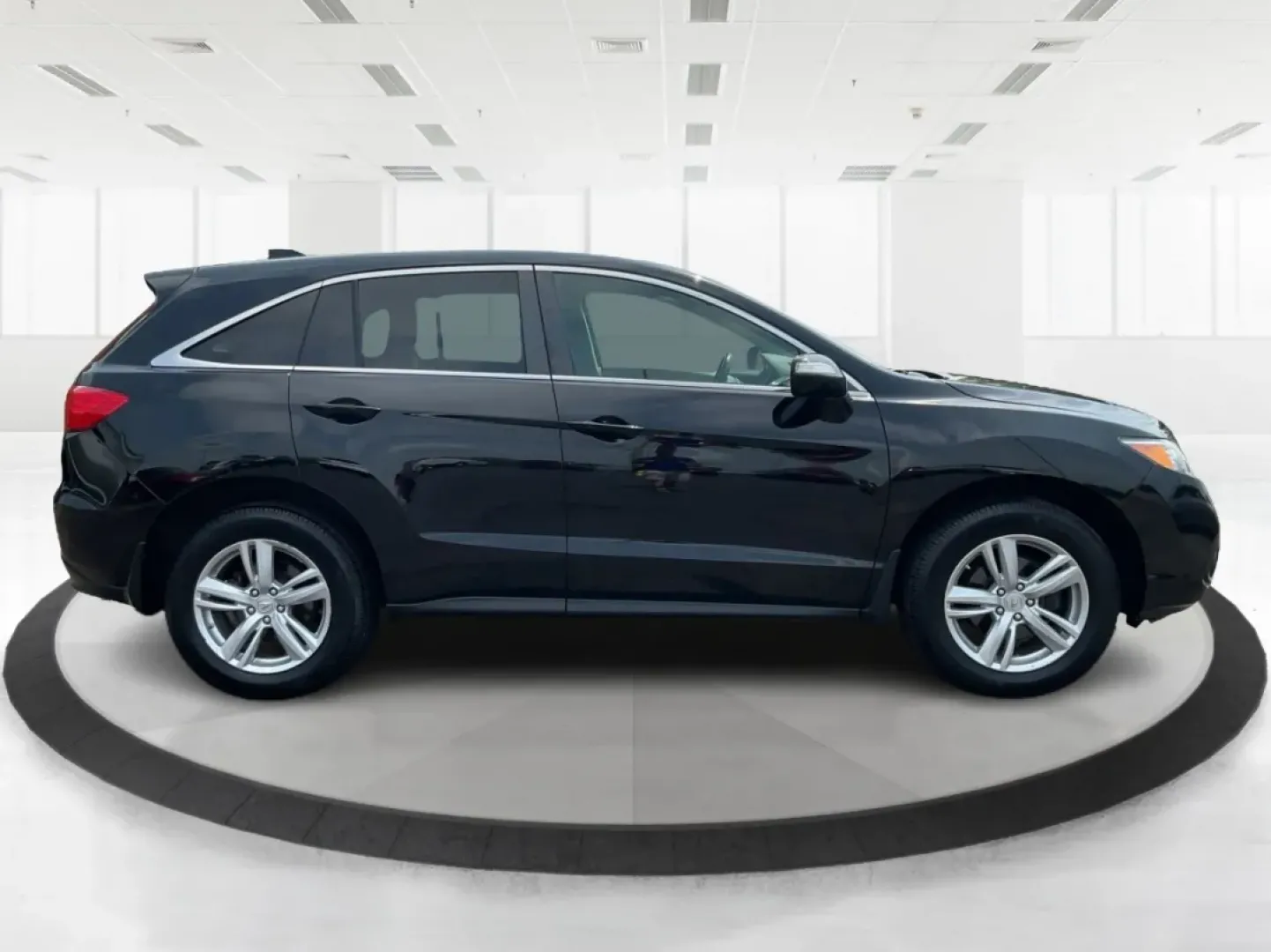 2014 Acura RDX Base (5J8TB3H39EL) with an Other engine, located at 1230 East Main St, Xenia, OH, 45385, (937) 908-9800, 39.688026, -83.910172 - Unleash the perfect blend of comfort and versatility with the 2014 Acura RDX, a crossover that caters to both your daily grind and weekend adventures. Whether you're a growing family seeking spaciousness, a commuter looking for reliability, or a weekend warrior ready for road trips, this vehicle has - Photo#1