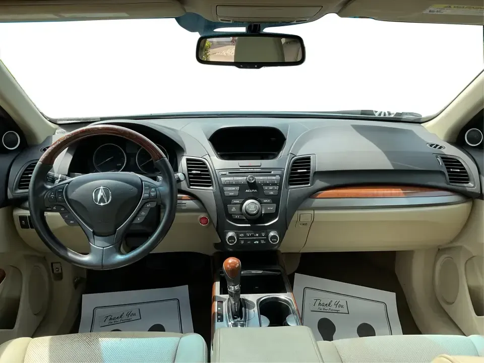 2014 Acura RDX Base (5J8TB3H39EL) with an 2.3L L4 DOHC 16V engine, 6-Speed Automatic transmission, located at 880 E. National Road, Vandalia, OH, 45377, (937) 908-9800, 39.891918, -84.183594 - Unleash the perfect blend of comfort and versatility with the 2014 Acura RDX, a crossover that caters to both your daily grind and weekend adventures. Whether you're a growing family seeking spaciousness, a commuter looking for reliability, or a weekend warrior ready for road trips, this vehicle has - Photo#20