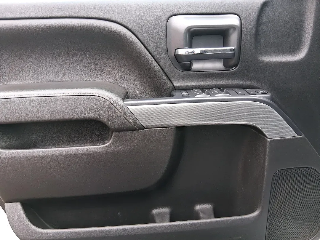 2015 Silver Chevrolet Silverado 1500 LT Double Cab 4WD (1GCVKREC6FZ) with an 5.3L V8 OHV 16V engine, 6-Speed Automatic transmission, located at 1951 S Dayton Lakeview Rd., New Carlisle, OH, 45344, (937) 908-9800, 39.890999, -84.050255 - Picture your next weekend: you've got a project list to tackle, a trailer to hook up, and a quick escape planned after work-maybe a run out toward Springfield or a backroad cruise near the Mad River. If you need a truck that fits real life in Clark County, this **2015 Chevrolet Silverado 1500 LT Dou - Photo#18