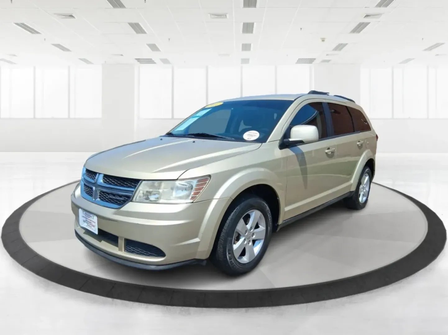 2011 White Gold Dodge Journey Mainstreet (3D4PG1FG9BT) with an 3.6L V6 DOHC 24V engine, 6-Speed Automatic transmission, located at 4508 South Dixie Dr, Moraine, OH, 45439, (937) 908-9800, 39.689976, -84.218452 - Are you in search of a versatile SUV that fits seamlessly into your active lifestyle? Look no further than this 2011 Dodge Journey Mainstreet, available now at Advantage Car and Credit - Moraine, located at 4508 South Dixie Dr, Moraine, OH 45439. This spacious and well-equipped SUV is not just a veh - Photo#8