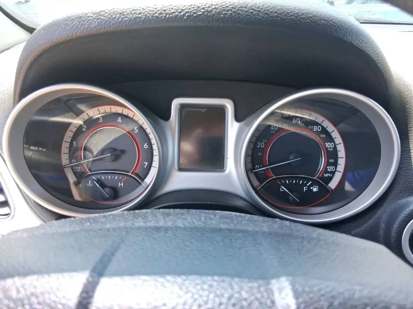 2011 White Gold Dodge Journey Mainstreet (3D4PG1FG9BT) with an 3.6L V6 DOHC 24V engine, 6-Speed Automatic transmission, located at 4508 South Dixie Dr, Moraine, OH, 45439, (937) 908-9800, 39.689976, -84.218452 - Are you in search of a versatile SUV that fits seamlessly into your active lifestyle? Look no further than this 2011 Dodge Journey Mainstreet, available now at Advantage Car and Credit - Moraine, located at 4508 South Dixie Dr, Moraine, OH 45439. This spacious and well-equipped SUV is not just a veh - Photo#15