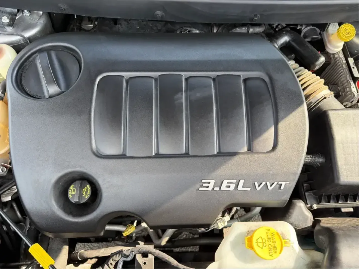 2015 Billet Silver Metallic CC Dodge Journey SXT (3C4PDCBG3FT) with an 3.6L V6 DOHC 24V engine, 6-Speed Automatic transmission, located at 1099 N County Rd 25A , Troy, OH, 45373, (937) 908-9800, 40.057079, -84.212883 - Pack up the kids, cue up a road-trip playlist, and point the GPS toward your next weekend getaway-this 2015 Dodge Journey SXT is the kind of roomy, comfortable SUV that fits real life in West Central Ohio. Whether you're commuting up I75, running errands along N County Rd 25A, or heading toward down- Photo#11