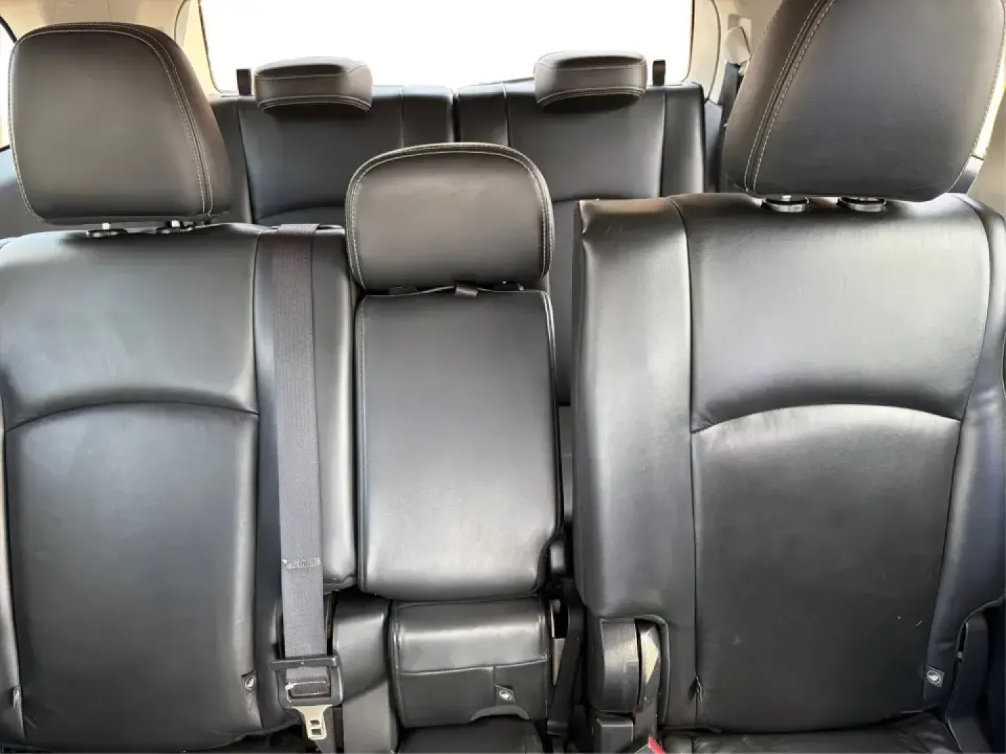 2015 Billet Silver Metallic CC Dodge Journey SXT (3C4PDCBG3FT) with an 3.6L V6 DOHC 24V engine, 6-Speed Automatic transmission, located at 1099 N County Rd 25A , Troy, OH, 45373, (937) 908-9800, 40.057079, -84.212883 - Pack up the kids, cue up a road-trip playlist, and point the GPS toward your next weekend getaway-this 2015 Dodge Journey SXT is the kind of roomy, comfortable SUV that fits real life in West Central Ohio. Whether you're commuting up I75, running errands along N County Rd 25A, or heading toward down- Photo#14