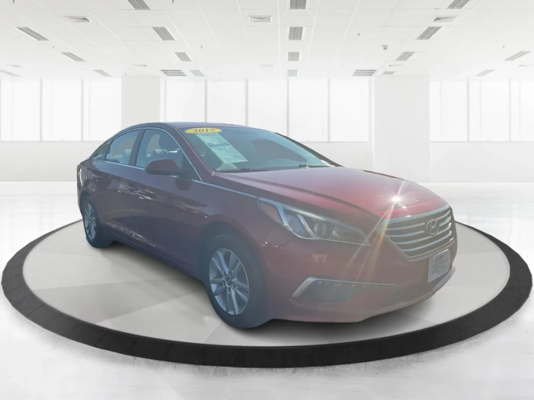 photo of 2015 Hyundai Sonata SE