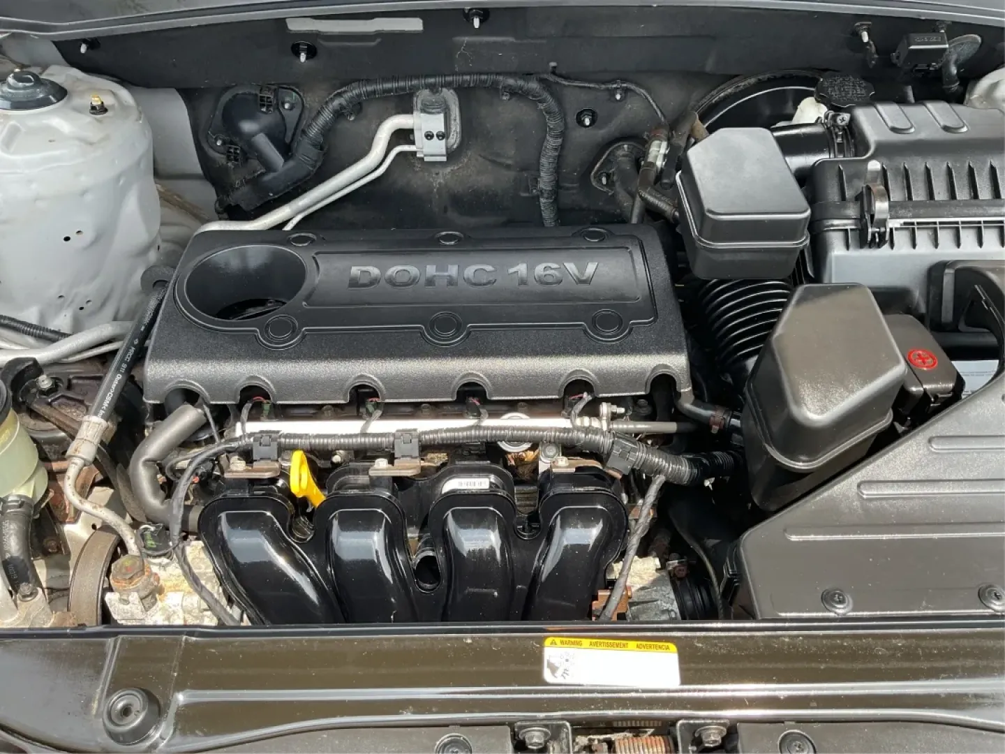 2010 Hyundai Santa Fe GLS (5NMSG3AB3AH) with an 2.4L I-4 DOHC engine, located at 1099 N County Rd 25A , Troy, OH, 45373, (937) 908-9800, 40.057079, -84.212883 - ### Discover Your Next Adventure with the 2010 Hyundai Santa Fe GLS at Advantage Car and Credit!<br /> <br /> Are you looking for a dependable vehicle that can comfortably accommodate your growing family or offer you a reliable partner for weekend adventures? Look no further than this stunning **201 - Photo#11