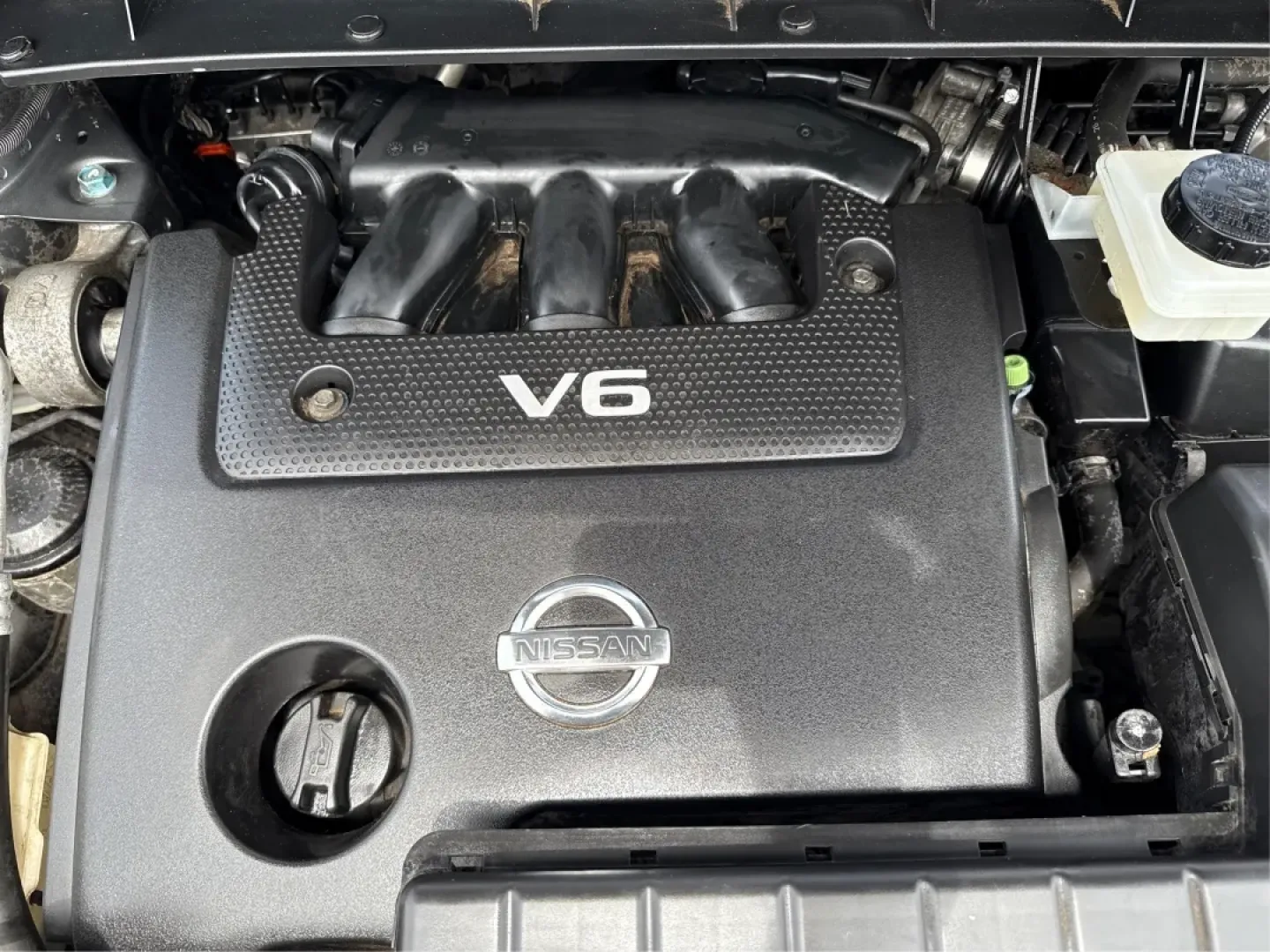 2014 Nissan Murano LE (JN8AZ1MW3EW) with an 3.5L V-6 DOHC engine, located at 1099 N County Rd 25A , Troy, OH, 45373, (937) 908-9800, 40.057079, -84.212883 - **Discover Your Next Adventure in Comfort and Style with the 2014 Nissan Murano LE at Advantage Car and Credit - Troy!**<br /> <br /> Are you in search of a versatile vehicle that can seamlessly transition from daily commutes to weekend adventures? Look no further! The 2014 Nissan Murano LE is desig - Photo#11