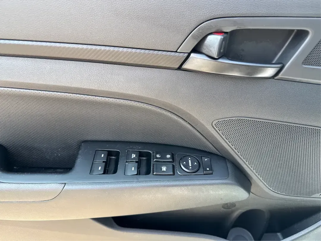 2018 Hyundai Elantra Sport (KMHD04LB6JU) with an 1.6L I-4 gasoline direct injection engine, 6A transmission, located at 4508 South Dixie Dr, Moraine, OH, 45439, (937) 908-9800, 39.689976, -84.218452 - ### Elevate Your Daily Commute with the 2018 Hyundai Elantra Sport at Advantage Car and Credit!<br /> <br /> Are you ready to enhance your daily life with a reliable vehicle that balances performance, comfort, and style? Look no further than the stunning 2018 Hyundai Elantra Sport, available now at - Photo#19