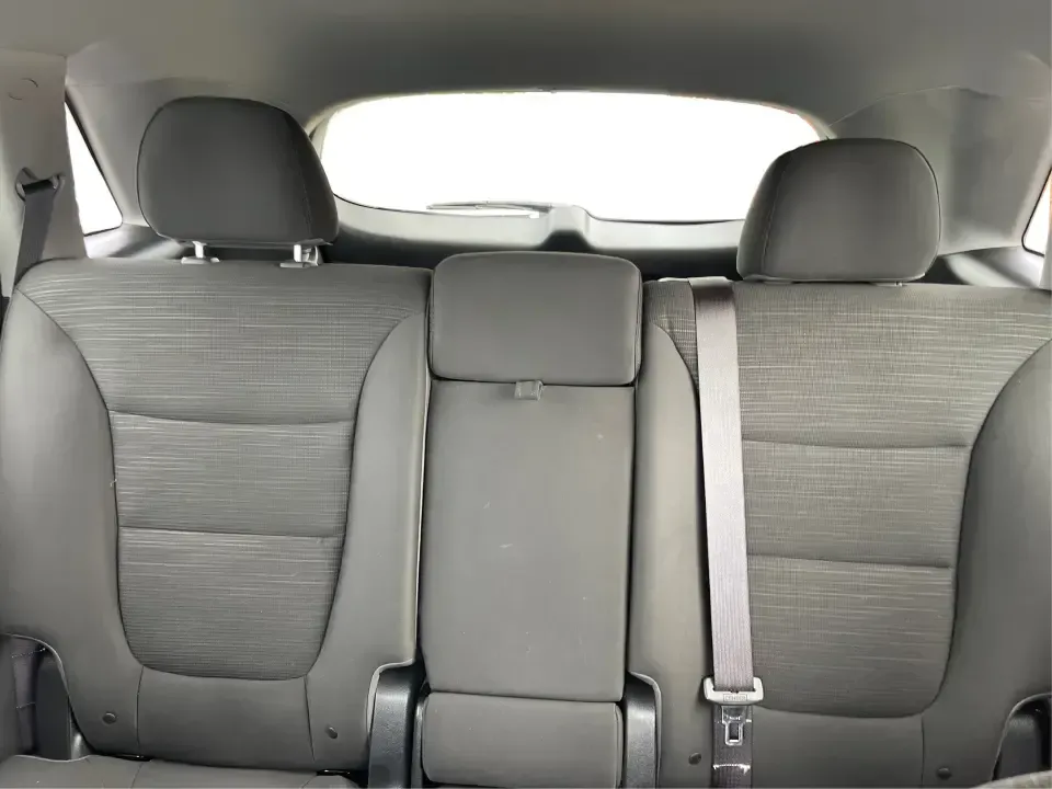 2015 Kia Sorento LX (5XYKT3A60FG) with an 2.4L I-4 gasoline direct injection engine, 6-Speed Automatic transmission, located at 1230 East Main St, Xenia, OH, 45385, (937) 908-9800, 39.688026, -83.910172 - ### Discover Adventure with the 2015 Kia Sorento LX - Your Perfect Family SUV!<br /> <br /> Are you seeking the ideal vehicle for weekend getaways or daily commutes? Look no further! The 2015 Kia Sorento LX is the perfect SUV for growing families and adventure-seekers alike. With its spacious interi - Photo#14