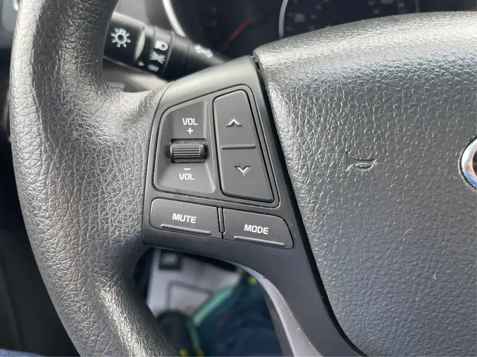 2015 Kia Sorento LX (5XYKT3A60FG) with an 2.4L I-4 gasoline direct injection engine, 6-Speed Automatic transmission, located at 401 Woodman Dr, Riverside, OH, 45431, (937) 908-9800, 39.760899, -84.123421 - ### Discover Adventure with the 2015 Kia Sorento LX - Your Perfect Family SUV!<br /> <br /> Are you seeking the ideal vehicle for weekend getaways or daily commutes? Look no further! The 2015 Kia Sorento LX is the perfect SUV for growing families and adventure-seekers alike. With its spacious interi - Photo#16