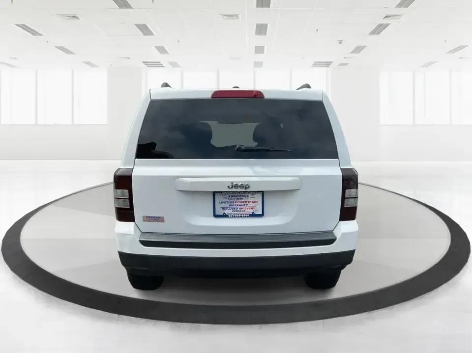 2017 Jeep Patriot Sport FWD (1C4NJPBA4HD) with an 2.0L L4 DOHC 16V engine, Continuously Variable Transmission (CVT) transmission, located at 4508 South Dixie Dr, Moraine, OH, 45439, (937) 908-9800, 39.689976, -84.218452 - Are you ready to elevate your adventures with a versatile SUV that suits both your daily commute and weekend getaways? Look no further than this stunning **2017 Jeep Patriot Sport FWD**, available at **Advantage Car and Credit**, your premier **Buy Here Pay Here dealership** located at **1184 Kauffm - Photo#3