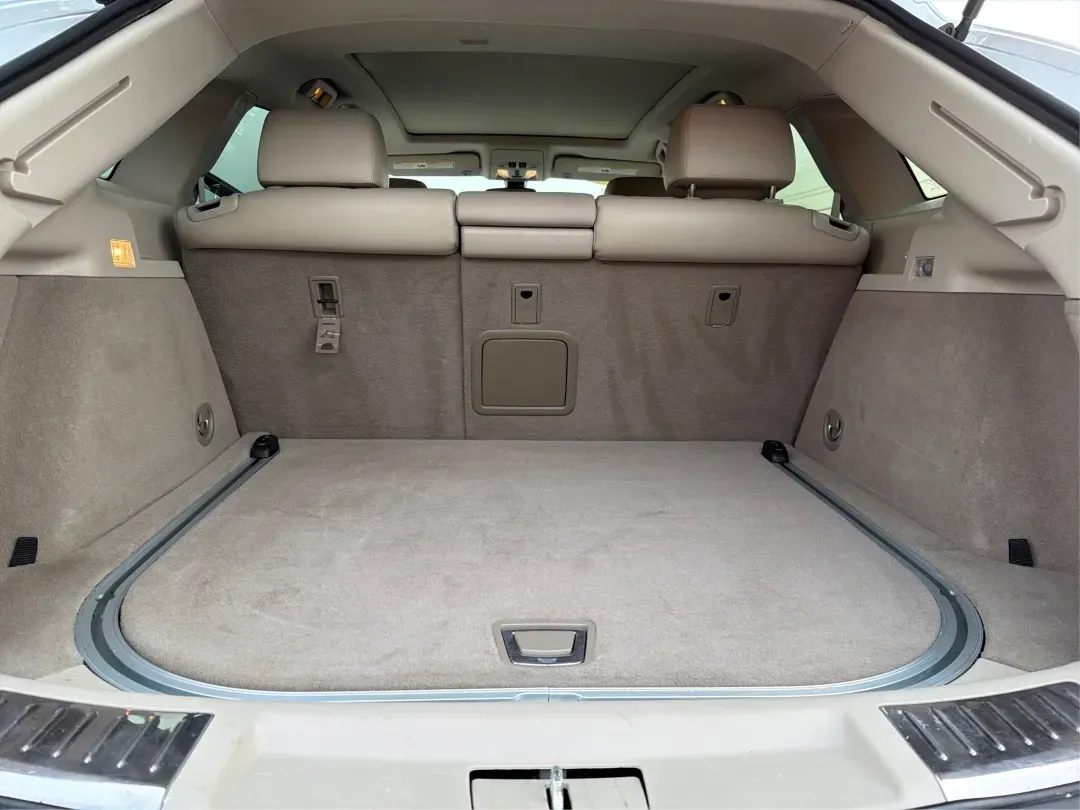 2013 White Cadillac SRX Luxury Collection (3GYFNCE32DS) with an 3.6L V6 DOHC 24V FFV engine, 6-Speed Automatic transmission, located at 1184 Kauffman Ave, Fairborn, OH, 45324, (937) 908-9800, 39.807072, -84.030914 - ### Elevate Your Everyday with the 2013 Cadillac SRX Luxury Collection <br /> <br /> Are you searching for the perfect vehicle to enhance your family's lifestyle or your daily commute? Look no further than the stunning 2013 Cadillac SRX Luxury Collection, available now at Advantage Car and Credit in - Photo#12