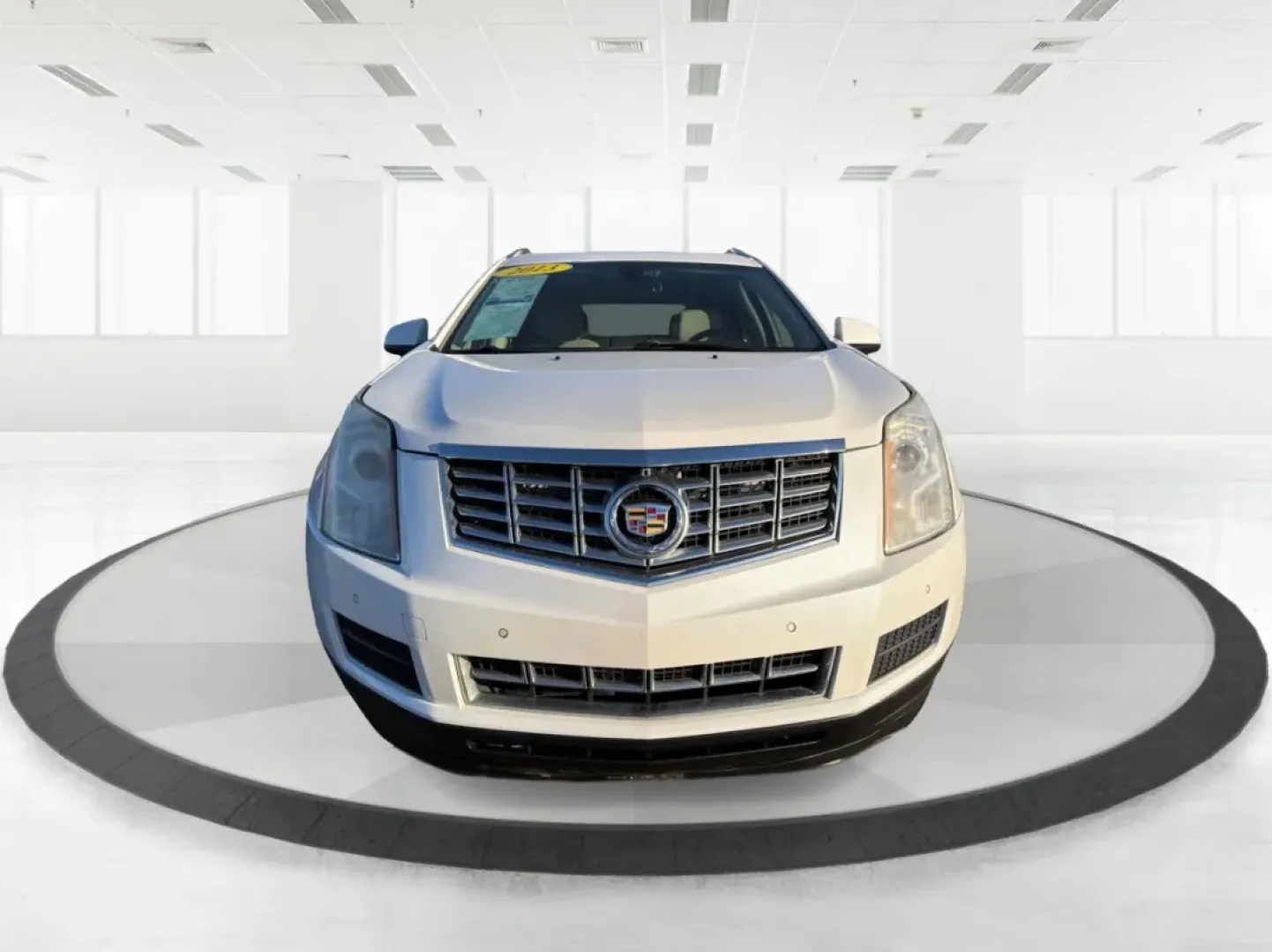 2013 White Cadillac SRX Luxury Collection (3GYFNCE32DS) with an 3.6L V6 DOHC 24V FFV engine, 6-Speed Automatic transmission, located at 401 Woodman Dr, Riverside, OH, 45431, (937) 908-9800, 39.760899, -84.123421 - ### Elevate Your Everyday with the 2013 Cadillac SRX Luxury Collection <br /> <br /> Are you searching for the perfect vehicle to enhance your family's lifestyle or your daily commute? Look no further than the stunning 2013 Cadillac SRX Luxury Collection, available now at Advantage Car and Credit in - Photo#7