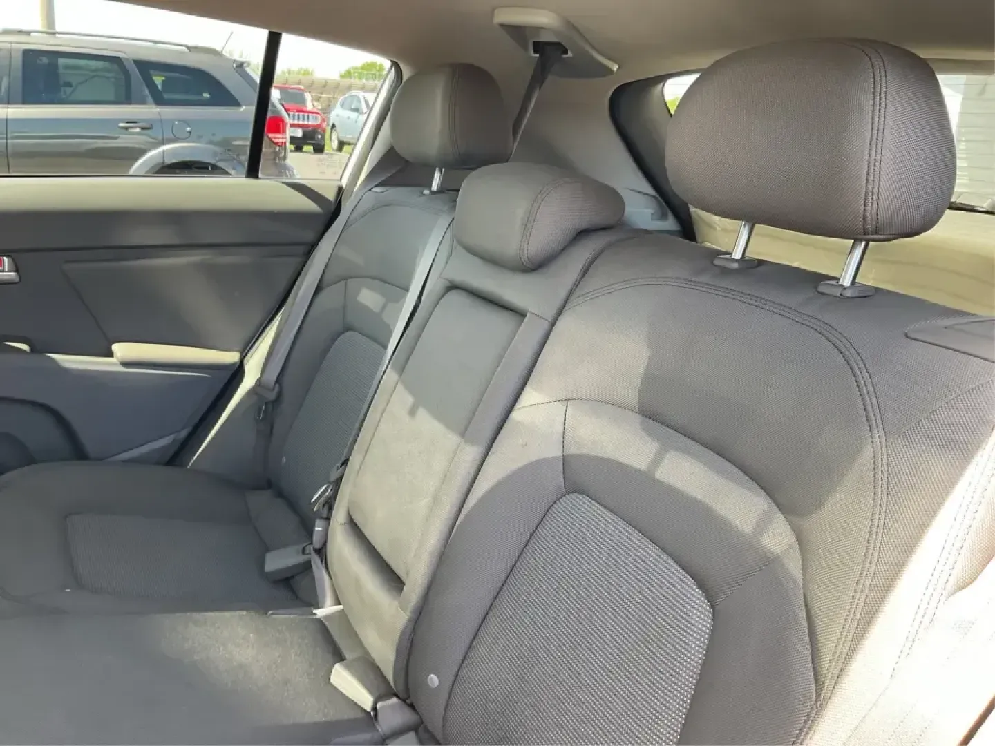 2015 Kia Sportage LX (KNDPBCAC7F7) with an 2.4L V6 DOHC 24V engine, 6-Speed Automatic transmission, located at 4508 South Dixie Dr, Moraine, OH, 45439, (937) 908-9800, 39.689976, -84.218452 - **Explore the Open Road with the 2015 Kia Sportage LX Perfect for Your Next Adventure!**<br /> <br /> Imagine hitting the open road with your loved ones, whether it's a weekend getaway or a daily commute. The 2015 Kia Sportage LX, available at Advantage Car and Credit in Fairborn, OH, is the ideal - Photo#10