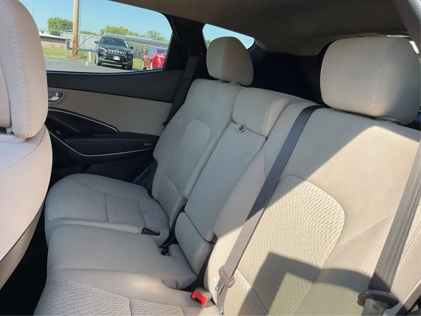 2017 Marlin Blue Hyundai Santa Fe Sport 2.4 FWD (5NMZU3LB6HH) with an 2.4L L4 DOHC 16V engine, 6-Speed Automatic transmission, located at 4508 South Dixie Dr, Moraine, OH, 45439, (937) 908-9800, 39.689976, -84.218452 - **Explore Adventure with the 2017 Hyundai Santa Fe - Perfect for Families and Weekend Warriors!**<br /> <br /> Are you in search of a versatile SUV that can handle everything from family road trips to daily commutes? Look no further! The 2017 Hyundai Santa Fe, featuring a stunning Marlin Blue exteri - Photo#10