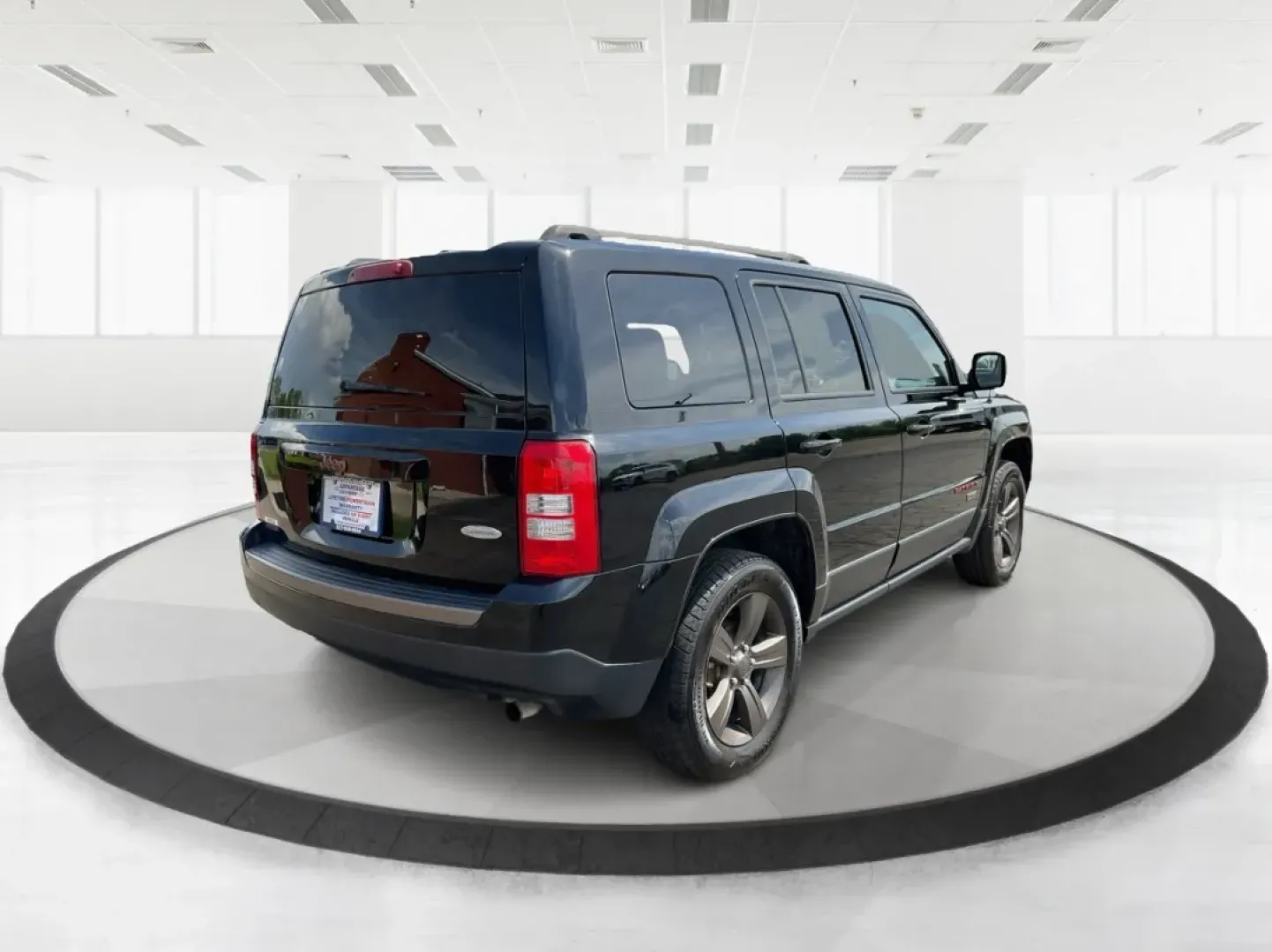 2016 Jeep Patriot 75th Anniversary (1C4NJPBBXGD) with an 2.4L I-4 DOHC engine, located at 880 E. National Road, Vandalia, OH, 45377, (937) 908-9800, 39.891918, -84.183594 - **Discover Your Next Adventure with the 2016 Jeep Patriot 75th Anniversary Edition!**<br /> <br /> Are you ready to embark on your next road trip or weekend adventure? The 2016 Jeep Patriot 75th Anniversary Edition is the perfect vehicle for those who crave exploration while enjoying the comforts of - Photo#2