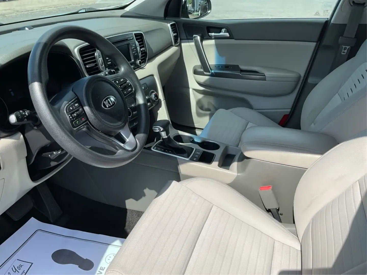 2017 Kia Sportage LX (KNDPMCAC2H7) with an Theta II 2.4L I-4 gasoline direct injection engine, located at 401 Woodman Dr, Riverside, OH, 45431, (937) 908-9800, 39.760899, -84.123421 - Elevate your daily drive and weekend adventures with the versatile 2017 Kia Sportage LX, now available at Advantage Car and Credit in Fairborn, OH. If you're looking for a reliable and stylish crossover that seamlessly fits into your active lifestyle, this vehicle checks all the boxes. Whether you'r - Photo#9