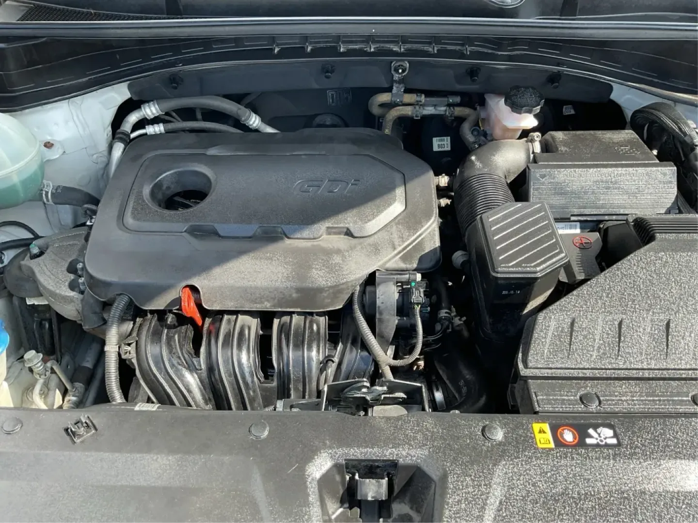 2017 Kia Sportage LX (KNDPMCAC2H7) with an Theta II 2.4L I-4 gasoline direct injection engine, located at 401 Woodman Dr, Riverside, OH, 45431, (937) 908-9800, 39.760899, -84.123421 - Elevate your daily drive and weekend adventures with the versatile 2017 Kia Sportage LX, now available at Advantage Car and Credit in Fairborn, OH. If you're looking for a reliable and stylish crossover that seamlessly fits into your active lifestyle, this vehicle checks all the boxes. Whether you'r - Photo#11
