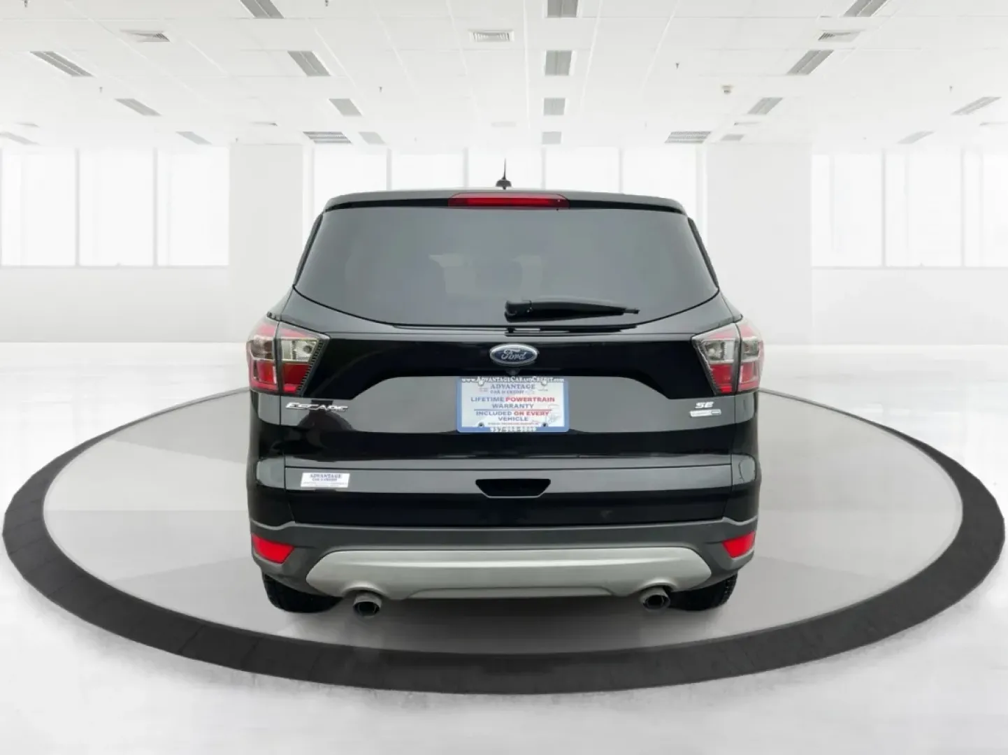 2017 Ford Escape SE (1FMCU9GD0HU) with an Other engine, located at 1951 S Dayton Lakeview Rd., New Carlisle, OH, 45344, (937) 908-9800, 39.890999, -84.050255 - **Explore New Adventures with the 2017 Ford Escape SE - Your Perfect Companion for Every Journey!**<br /> <br /> Imagine embarking on spontaneous weekend getaways or daily commutes with absolute confidence and comfort. The 2017 Ford Escape SE, now available at Advantage Car and Credit in Fairborn, O - Photo#3