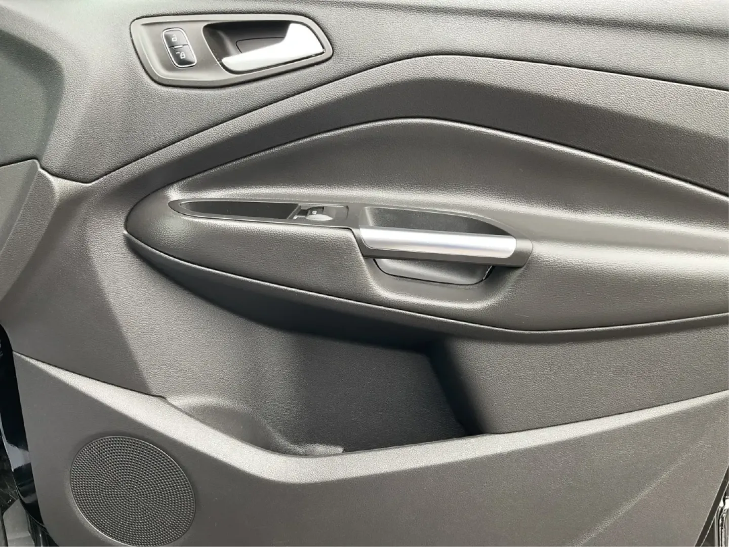 2017 Ford Escape SE (1FMCU9GD0HU) with an Other engine, located at 1951 S Dayton Lakeview Rd., New Carlisle, OH, 45344, (937) 908-9800, 39.890999, -84.050255 - **Explore New Adventures with the 2017 Ford Escape SE - Your Perfect Companion for Every Journey!**<br /> <br /> Imagine embarking on spontaneous weekend getaways or daily commutes with absolute confidence and comfort. The 2017 Ford Escape SE, now available at Advantage Car and Credit in Fairborn, O - Photo#20