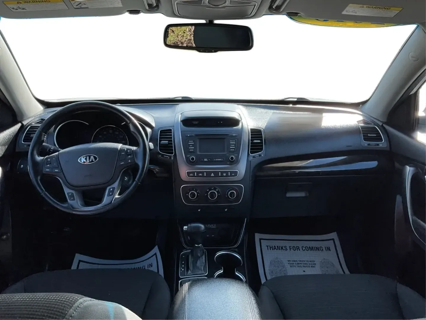 2015 Kia Sorento LX AWD (5XYKTDA64FG) with an 2.4L L4 DOHC 16V engine, 6-Speed Automatic transmission, located at 401 Woodman Dr, Riverside, OH, 45431, (937) 908-9800, 39.760899, -84.123421 - Are you ready for your next adventure? Whether it's a weekend getaway or the daily commute, the 2015 Kia Sorento LX AWD offers the perfect blend of comfort, versatility, and style. This spacious and well-equipped SUV is ideal for growing families, outdoor enthusiasts, or anyone seeking a reliable ve - Photo#18