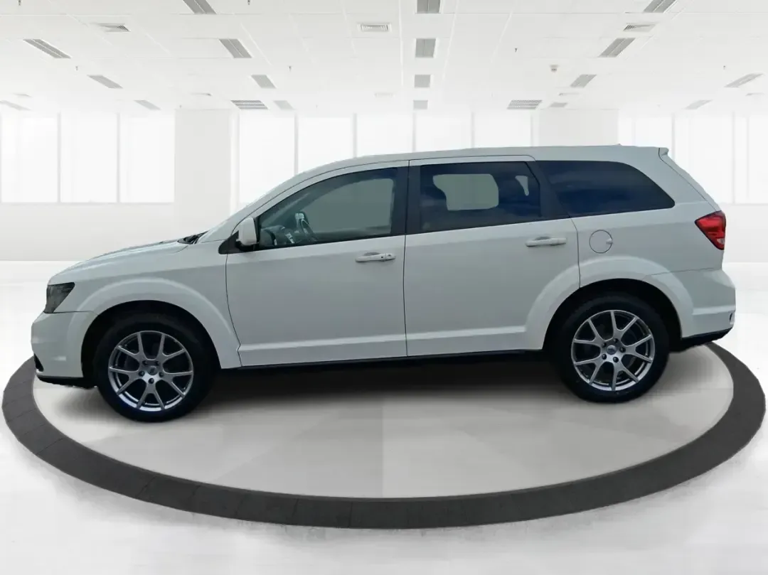2019 Dodge Journey GT (3C4PDCEG2KT) with an 3.6L V6 DOHC 24V engine, 6-Speed Automatic transmission, located at 1184 Kauffman Ave, Fairborn, OH, 45324, (937) 908-9800, 39.807072, -84.030914 - Load up the family, point the nose toward a weekend getaway, and enjoy the kind of space and V6 confidence that makes everyday errands feel easy-this 2019 Dodge Journey GT is a smart pick for commuters, growing families, and budget-conscious buyers who want an SUV that's ready for real life in Fairb - Photo#5