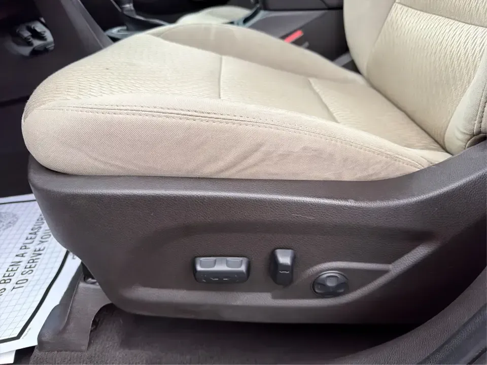 2013 Hyundai Santa Fe Sport 2.4 AWD (5XYZUDLB7DG) with an 2.4L L4 DOHC 16V engine, 6-Speed Automatic transmission, located at 401 Woodman Dr, Riverside, OH, 45431, (937) 908-9800, 39.760899, -84.123421 - **Experience the Freedom of Adventure with the 2013 Hyundai Santa Fe Sport AWD at Advantage Car and Credit - Riverside!**<br /> <br /> Are you ready to elevate your family's adventures or tackle your daily commutes with style and comfort? The 2013 Hyundai Santa Fe Sport 2.4 AWD is the perfect vehicl - Photo#17