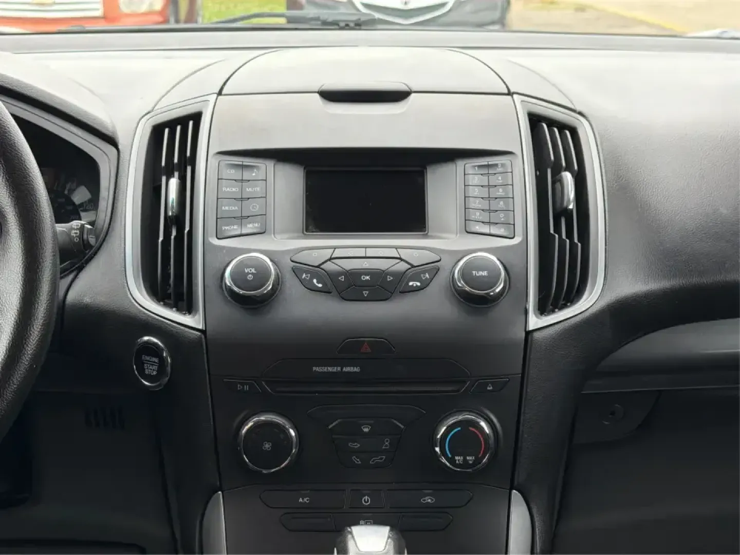 2015 Ford Edge SE FWD (2FMTK3G98FB) with an 2.0L L4 DOHC 16V engine, 6-Speed Automatic transmission, located at 401 Woodman Dr, Riverside, OH, 45431, (937) 908-9800, 39.760899, -84.123421 - Need an SUV that fits real life in the Miami Valley-school drop-offs, a steady commute down I75, and weekend errands that somehow turn into a full cargo load? This 2015 Ford Edge SE FWD is built for everyday versatility, with comfortable seating for five, a roomy cabin, and practical tech that helps- Photo#13