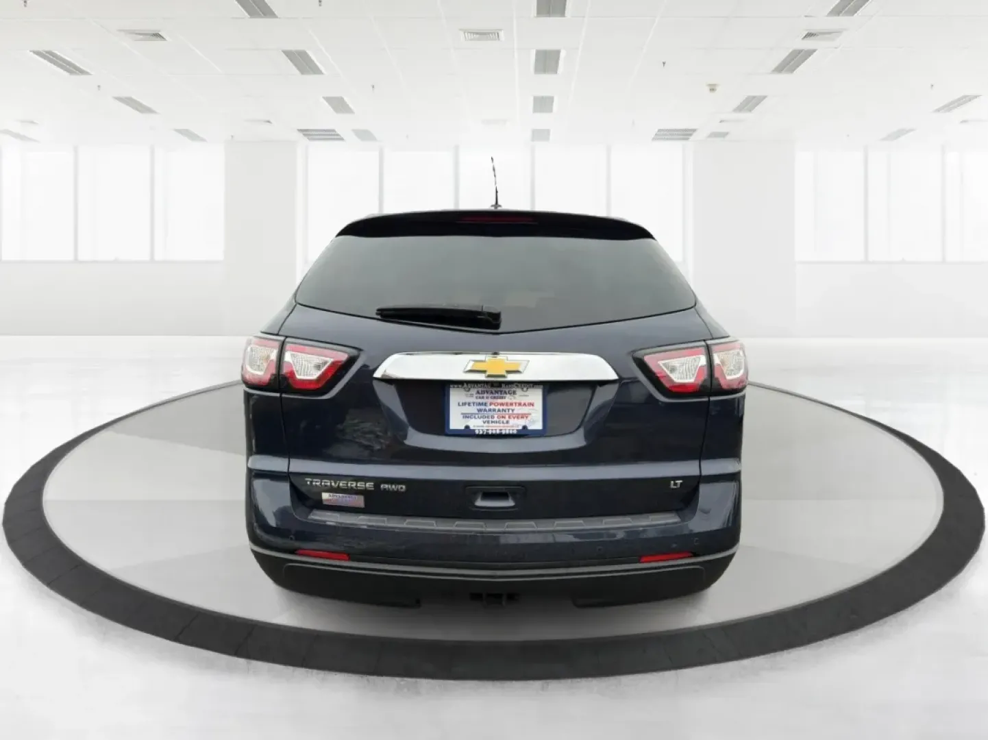 2017 Chevrolet Traverse 1LT AWD (1GNKVGKD7HJ) with an 3.6L V6 DOHC 24V engine, 6-Speed Automatic transmission, located at 8750 N County Rd 25A, Piqua, OH, 45356, (937) 908-9800, 40.164391, -84.232513 - Third Row - Photo#3