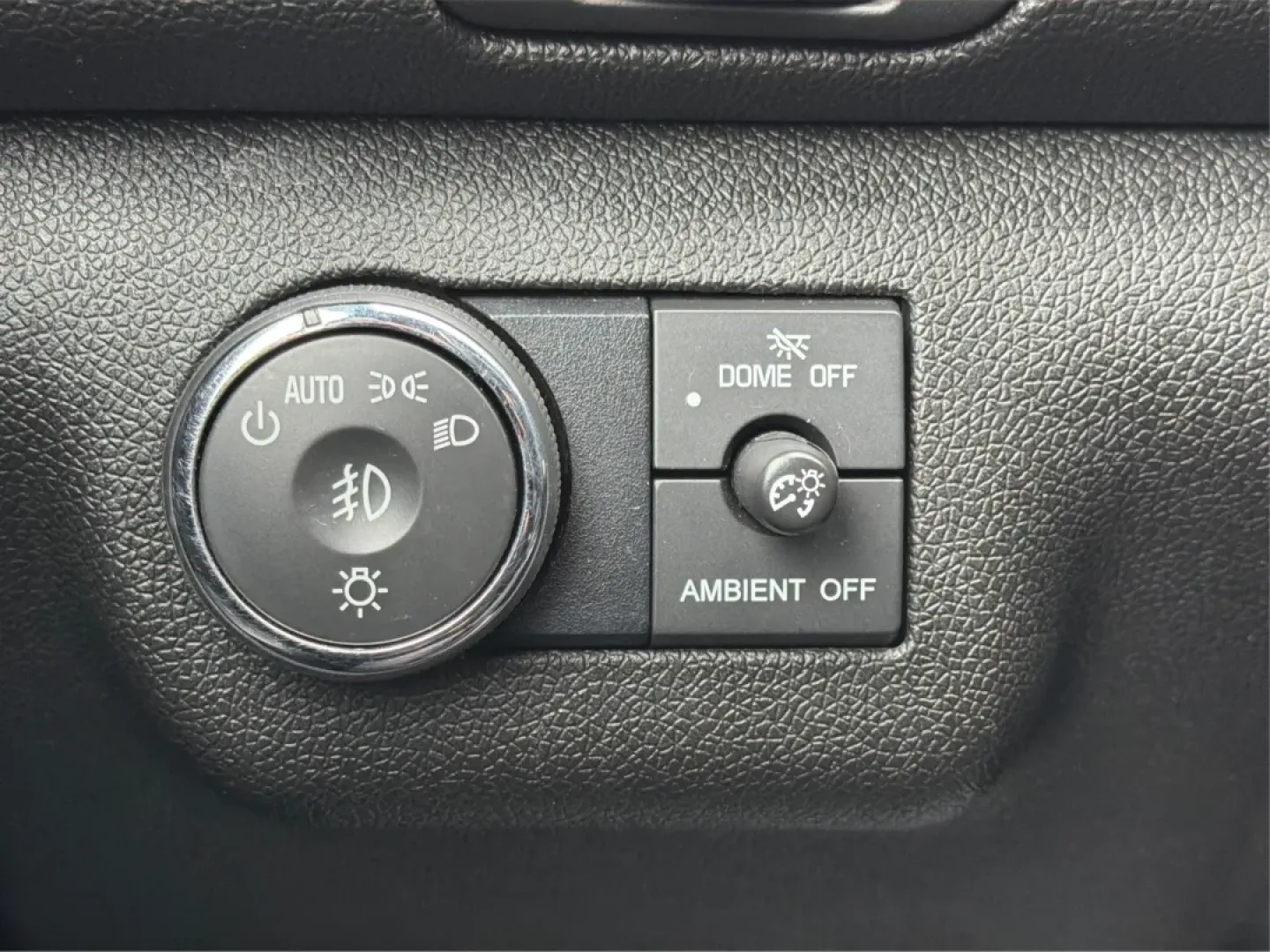 2017 Chevrolet Traverse 1LT AWD (1GNKVGKD7HJ) with an 3.6L V6 DOHC 24V engine, 6-Speed Automatic transmission, located at 8750 N County Rd 25A, Piqua, OH, 45356, (937) 908-9800, 40.164391, -84.232513 - Third Row - Photo#17