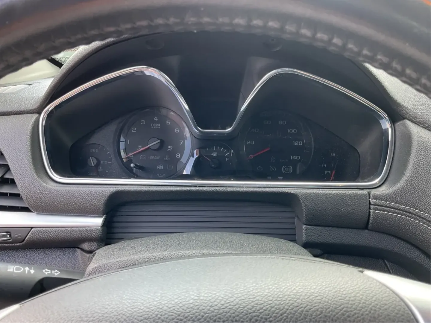 2017 Chevrolet Traverse 1LT AWD (1GNKVGKD7HJ) with an 3.6L V6 DOHC 24V engine, 6-Speed Automatic transmission, located at 1184 Kauffman Ave, Fairborn, OH, 45324, (937) 908-9800, 39.807072, -84.030914 - **Discover Your Next Adventure with the 2017 Chevrolet Traverse at Advantage Car and Credit - Fairborn!**<br /> <br /> Are you ready to elevate your family road trips or weekend getaways? The 2017 Chevrolet Traverse, available now at Advantage Car and Credit - Fairborn, is the perfect companion for - Photo#13