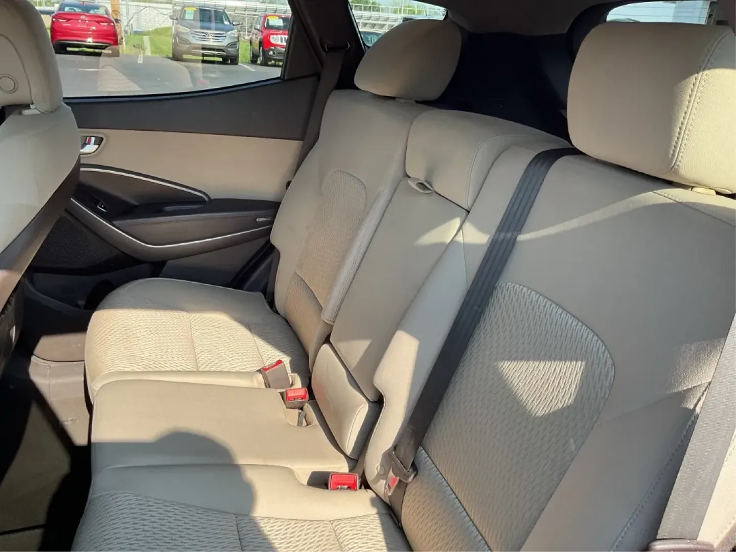 2013 Hyundai Santa Fe Sport (5XYZTDLB7DG) with an Theta II 2.4L I-4 gasoline direct injection engine, located at 1230 East Main St, Xenia, OH, 45385, (937) 908-9800, 39.688026, -83.910172 - Are you looking for a reliable, stylish SUV that can handle everything from family road trips to everyday commutes? Look no further than this 2013 Hyundai Santa Fe Sport, available now at Advantage Car and Credit in Fairborn, OH. With its spacious interior and versatile features, this SUV is perfect - Photo#10