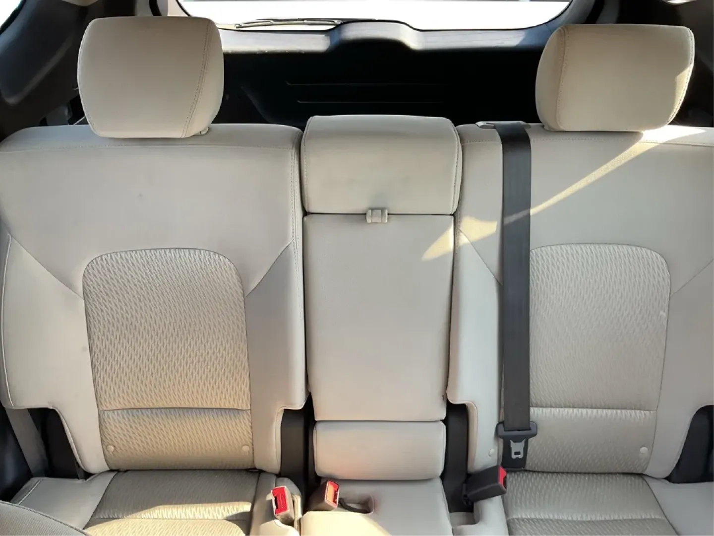 2013 Hyundai Santa Fe Sport (5XYZTDLB7DG) with an Theta II 2.4L I-4 gasoline direct injection engine, located at 1230 East Main St, Xenia, OH, 45385, (937) 908-9800, 39.688026, -83.910172 - Are you looking for a reliable, stylish SUV that can handle everything from family road trips to everyday commutes? Look no further than this 2013 Hyundai Santa Fe Sport, available now at Advantage Car and Credit in Fairborn, OH. With its spacious interior and versatile features, this SUV is perfect - Photo#14