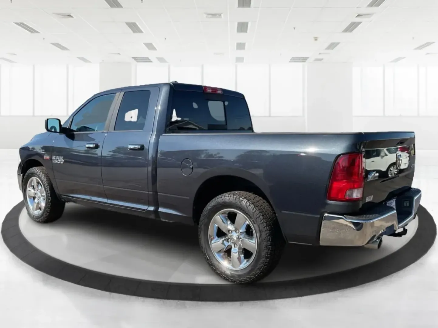 2014 Ram 1500 SLT Quad Cab 4WD (1C6RR7GT7ES) with an 5.7L V8 OHV 16V engine, 8-Speed Automatic transmission, located at 4508 South Dixie Dr, Moraine, OH, 45439, (937) 908-9800, 39.689976, -84.218452 - **Get Ready for Adventure with the 2014 Ram 1500 SLT Quad Cab 4WD!**<br /> <br /> Are you searching for the perfect blend of power, comfort, and utility in your next vehicle? The 2014 Ram 1500 SLT Quad Cab 4WD is designed for those who lead an active lifestyle-whether you're hauling gear for a weeke - Photo#4