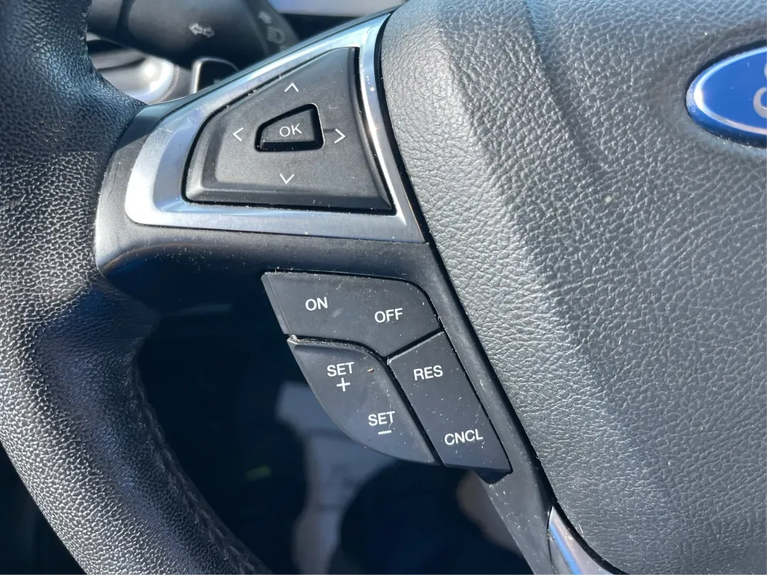 2017 Ford Edge Titanium (2FMPK3K98HB) with an Other engine, located at 1230 East Main St, Xenia, OH, 45385, (937) 908-9800, 39.688026, -83.910172 - **Embrace the Road with the 2017 Ford Edge Titanium at Advantage Car and Credit!**<br /> <br /> Are you searching for the perfect vehicle to elevate your family adventures, accommodate your daily commute, or tackle weekend getaways? Look no further than this stunning 2017 Ford Edge Titanium, now ava - Photo#16