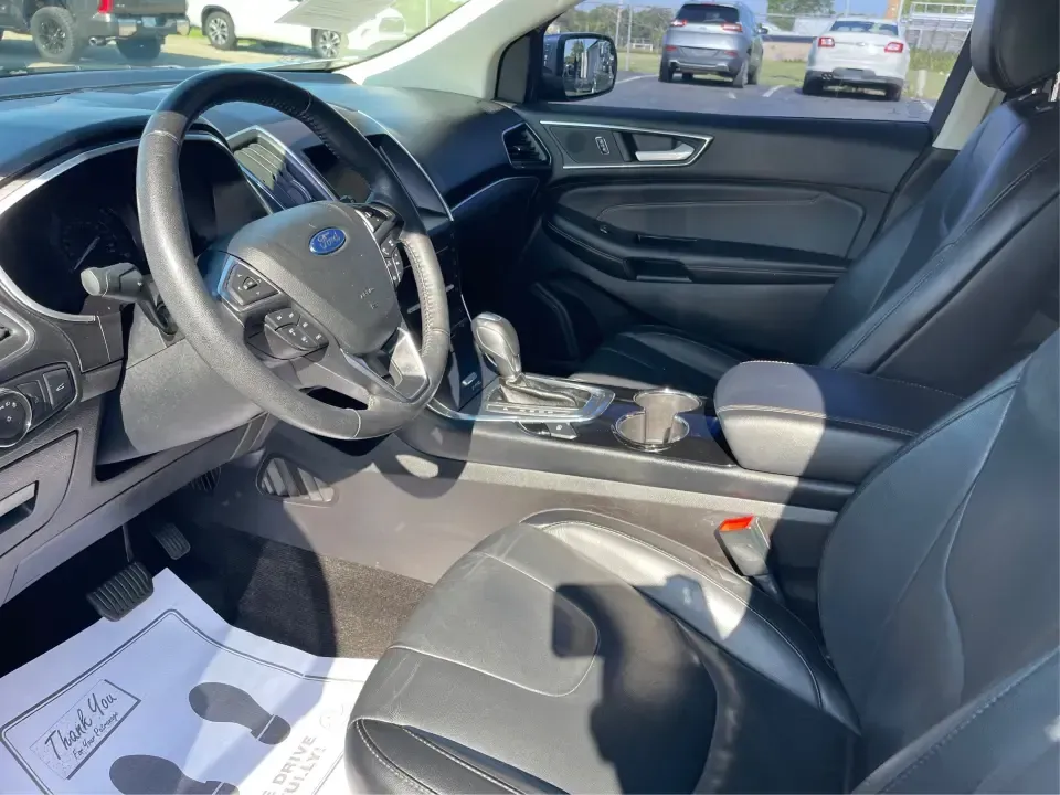 2017 Ford Edge Titanium (2FMPK3K98HB) with an 2.0L L4 DOHC 16V engine, 6A transmission, located at 8750 N County Rd 25A, Piqua, OH, 45356, (937) 908-9800, 40.164391, -84.232513 - **Embrace the Road with the 2017 Ford Edge Titanium at Advantage Car and Credit!**<br /> <br /> Are you searching for the perfect vehicle to elevate your family adventures, accommodate your daily commute, or tackle weekend getaways? Look no further than this stunning 2017 Ford Edge Titanium, now ava - Photo#9