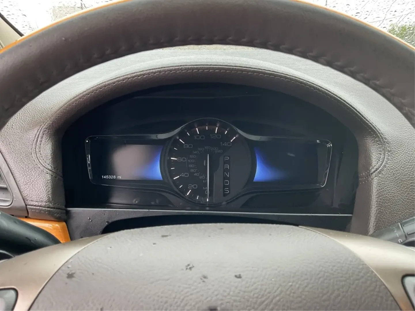 2014 Lincoln MKX Base (2LMDJ8JK4EB) with an Other engine, located at 1230 East Main St, Xenia, OH, 45385, (937) 908-9800, 39.688026, -83.910172 - **Discover Adventure with the 2014 Lincoln MKX Your Ticket to an Elevated Lifestyle**<br /> <br /> Are you in search of a vehicle that perfectly balances luxury and functionality? Look no further than the 2014 Lincoln MKX, a standout option for those who value comfort and style, whether you're navi - Photo#15