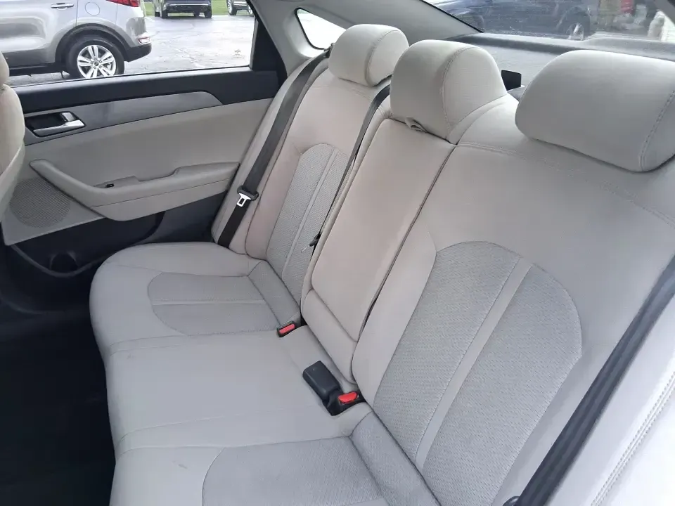 2015 Hyundai Sonata SE (5NPE24AFXFH) with an 2.4L L4 DOHC 16V engine, 7-Speed Automatic transmission, located at 8750 N County Rd 25A, Piqua, OH, 45356, (937) 908-9800, 40.164391, -84.232513 - Need a dependable daily commuter that still feels comfortable for weekend getaways to Dayton, Tipp City, or a quick escape to Charleston Falls Preserve? This 2015 Hyundai Sonata SE in Symphony Silver is a smart, budget-friendly sedan that fits real life in Troy, Ohio-easy to park downtown, smooth on - Photo#10