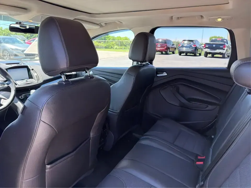 2015 Ford Escape SE (1FMCU9G92FU) with an EcoBoost 1.6L I-4 gasoline direct injection engine, 6-Speed Automatic transmission, located at 401 Woodman Dr, Riverside, OH, 45431, (937) 908-9800, 39.760899, -84.123421 - Need a do-it-all SUV for Dayton-area commutes, school drop-offs, and spontaneous weekend getaways? This 2015 Ford Escape SE 4WD is built for real life in Riverside, Ohio-comfortable for daily runs down Woodman Dr, confident on slick winter mornings, and efficient enough for longer drives toward Down - Photo#10