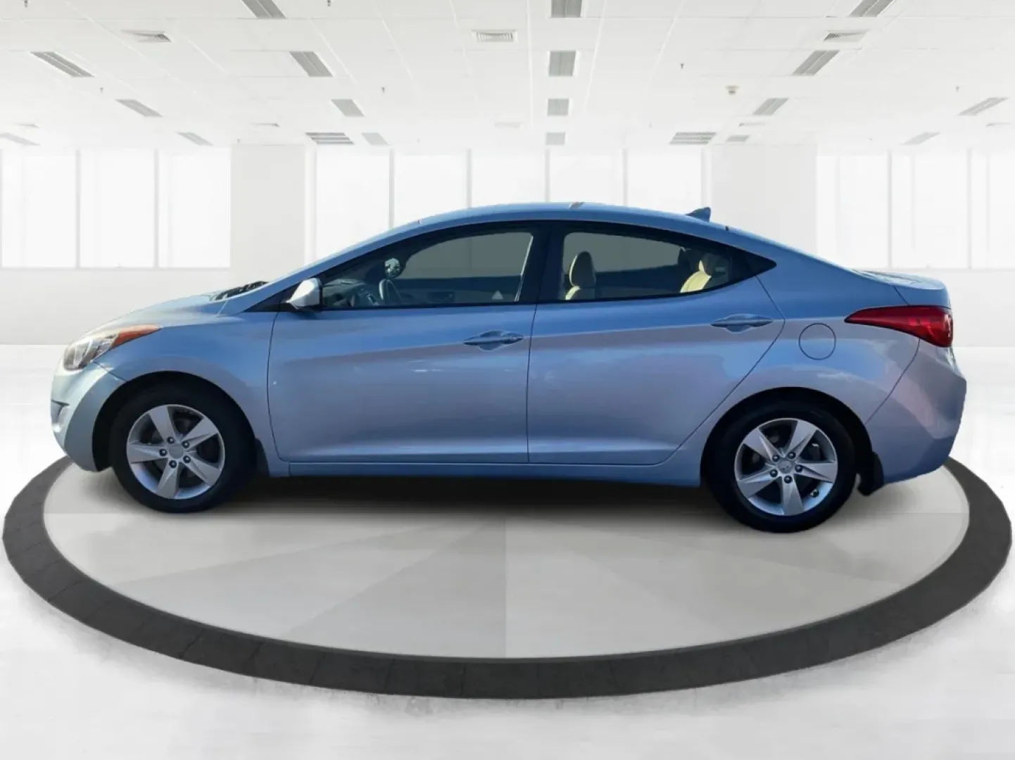 2012 Hyundai Elantra GLS (Ulsan Plant) (KMHDH4AE4CU) with an 1.8L I-4 DOHC engine, located at 1184 Kauffman Ave, Fairborn, OH, 45324, (937) 908-9800, 39.807072, -84.030914 - Elevate your daily driving experience with the 2012 Hyundai Elantra GLS, a stylish and efficient sedan that perfectly fits the needs of budget-conscious buyers and growing families alike. Imagine cruising through the vibrant neighborhoods of Fairborn, OH, or embarking on weekend adventures to nearby - Photo#5