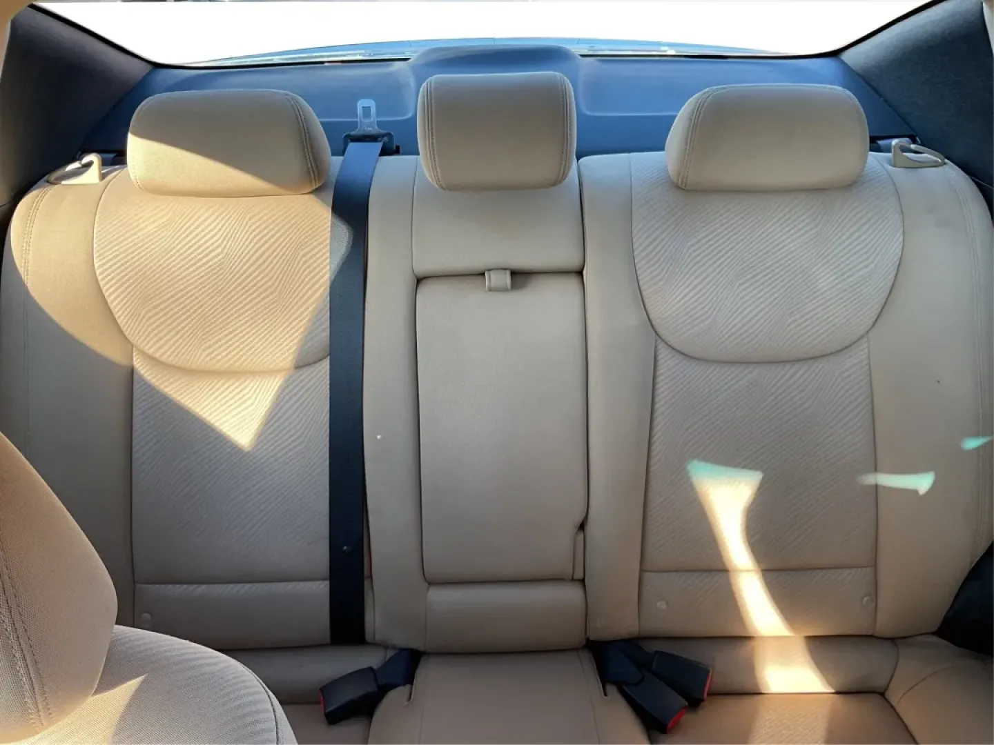 2012 Hyundai Elantra GLS (Ulsan Plant) (KMHDH4AE4CU) with an 1.8L I-4 DOHC engine, located at 1184 Kauffman Ave, Fairborn, OH, 45324, (937) 908-9800, 39.807072, -84.030914 - Elevate your daily driving experience with the 2012 Hyundai Elantra GLS, a stylish and efficient sedan that perfectly fits the needs of budget-conscious buyers and growing families alike. Imagine cruising through the vibrant neighborhoods of Fairborn, OH, or embarking on weekend adventures to nearby - Photo#14