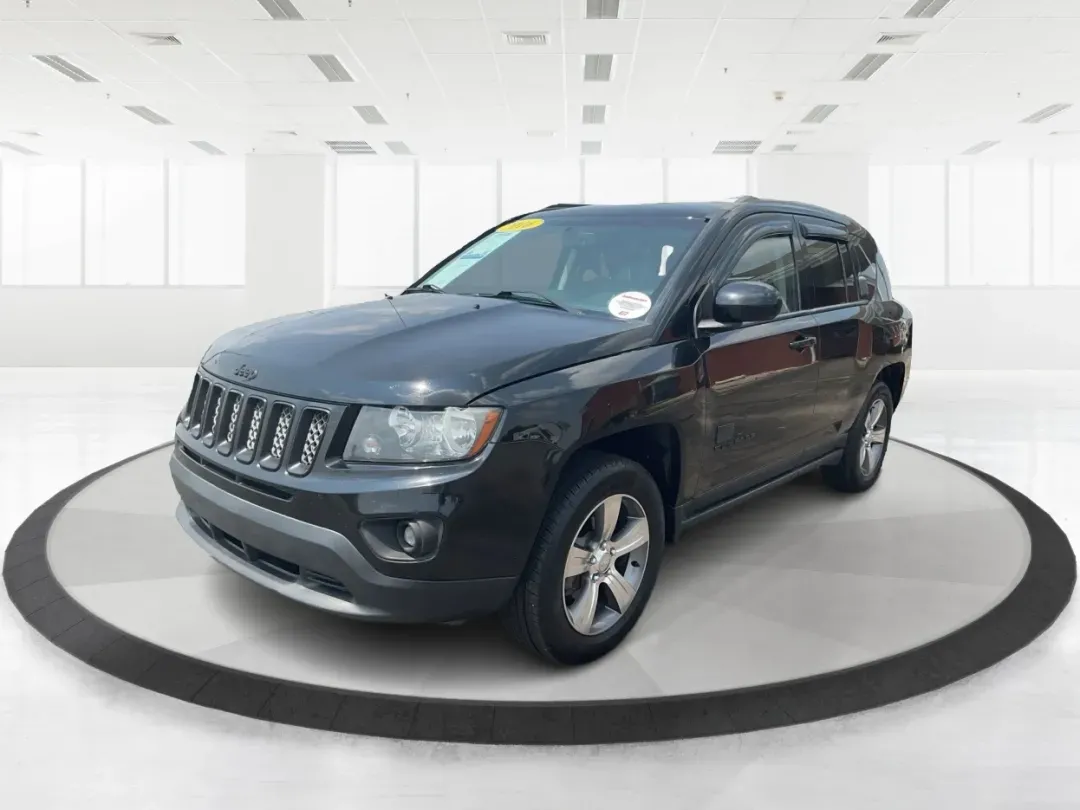 2016 Jeep Compass High Altitude Edition (1C4NJDEB2GD) with an 2.4L I-4 DOHC engine, located at 1230 East Main St, Xenia, OH, 45385, (937) 908-9800, 39.688026, -83.910172 - **Adventure Awaits with this 2016 Jeep Compass High Altitude Edition!**<br /> <br /> Are you ready to elevate your driving experience? Perfect for weekend getaways or long commutes, this 2016 Jeep Compass High Altitude Edition is designed to tackle any journey with confidence and style. At Advantage - Photo#8