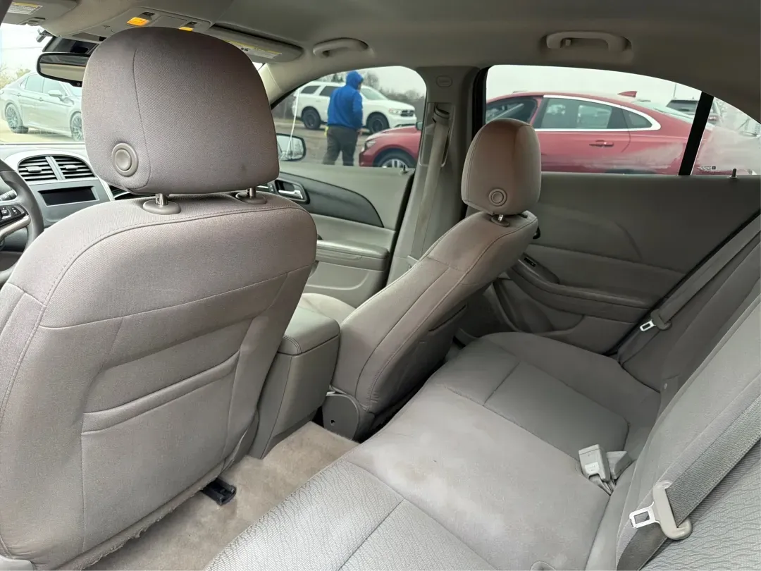 2014 Chevrolet Malibu 1LS (1G11B5SL5EU) with an ECOTEC 2.5L I-4 gasoline direct injection engine, located at 4508 South Dixie Dr, Moraine, OH, 45439, (937) 908-9800, 39.689976, -84.218452 - Experience the perfect blend of comfort, style, and reliability with the 2014 Chevrolet Malibu 1LS, available now at Advantage Car and Credit Moraine! Whether you're commuting to work, running errands, or planning a weekend getaway, this sleek sedan is designed to enhance your driving experience wh - Photo#10