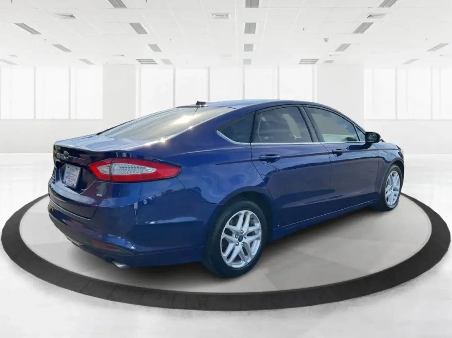 2014 Ford Fusion SE (3FA6P0H78ER) with an Other engine, located at 1184 Kauffman Ave, Fairborn, OH, 45324, (937) 908-9800, 39.807072, -84.030914 - **Experience the Perfect Blend of Style and Reliability with the 2014 Ford Fusion SE**<br /> <br /> Are you in search of a dependable sedan that seamlessly balances style, comfort, and performance for your daily commute or weekend adventures? Look no further than the 2014 Ford Fusion SE, available n - Photo#2