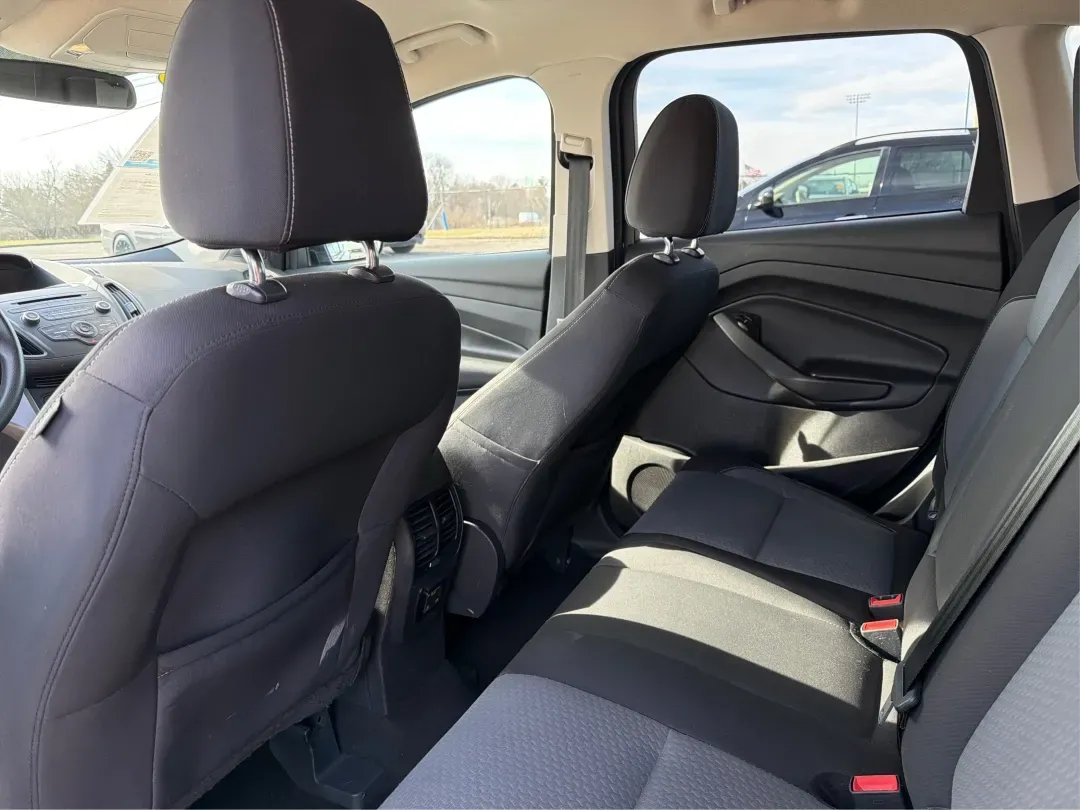 2017 Ford Escape SE FWD (1FMCU0GD6HU) with an 1.5L L4 DOHC 16V engine, 6-Speed Automatic transmission, located at 880 E. National Road, Vandalia, OH, 45377, (937) 908-9800, 39.891918, -84.183594 - **Explore the Open Road in This 2017 Ford Escape SE Perfect for Your Active Lifestyle!**<br /> <br /> Are you searching for a versatile and stylish SUV that perfectly fits your on-the-go lifestyle? Look no further! The 2017 Ford Escape SE is ideal for families, commuters, or anyone who loves weeken - Photo#10