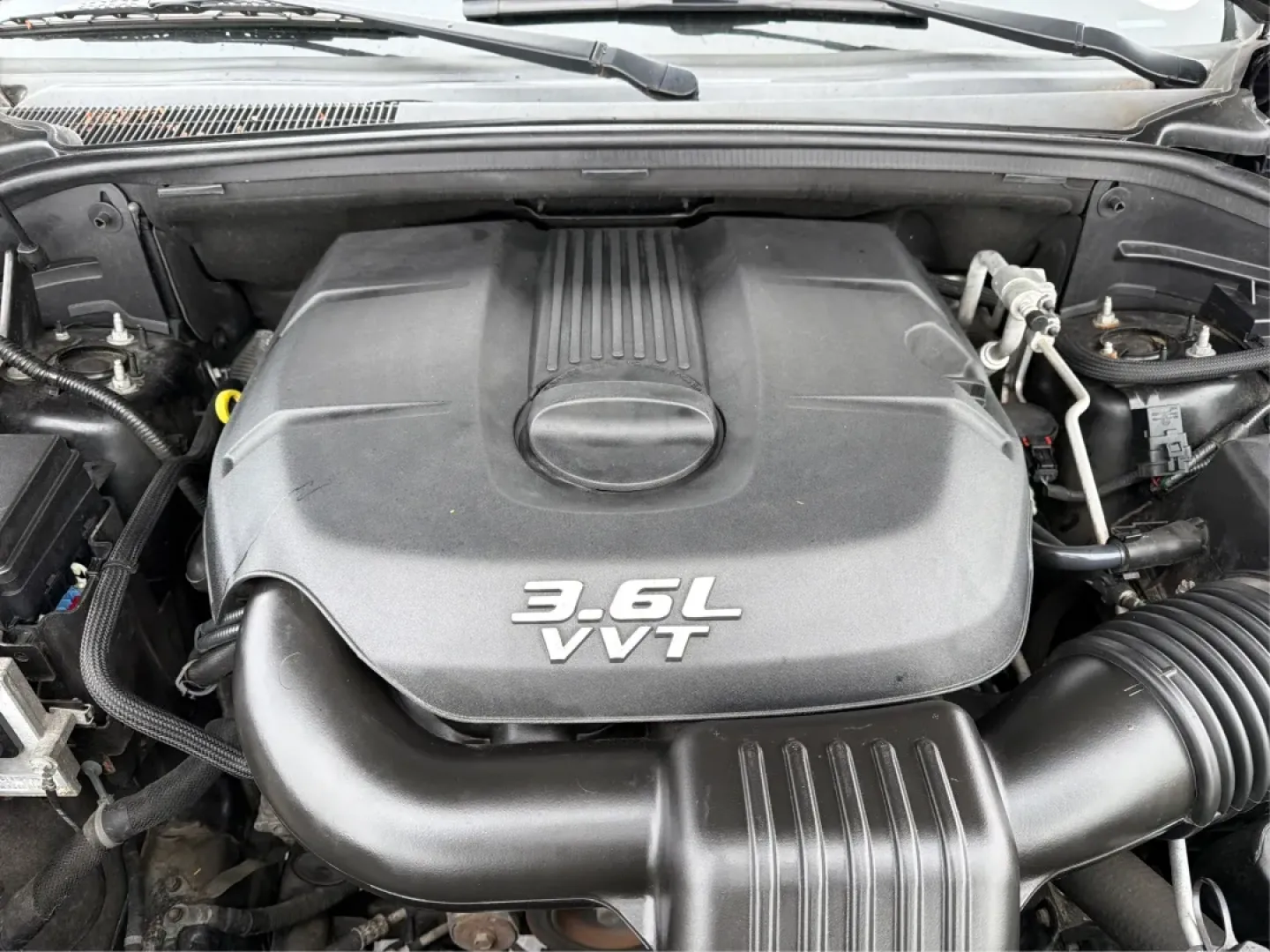 2013 Jeep Grand Cherokee Laredo (1C4RJFAGXDC) with an Other engine, located at 1099 N County Rd 25A , Troy, OH, 45373, (937) 908-9800, 40.057079, -84.212883 - **Adventure Awaits: 2013 Jeep Grand Cherokee Laredo Ready for Your Next Journey**<br /> <br /> Are you ready to tackle your next family adventure or weekend getaway? Look no further than this stunning 2013 Jeep Grand Cherokee Laredo, available now at Advantage Car and Credit in Troy, OH. This versat - Photo#11