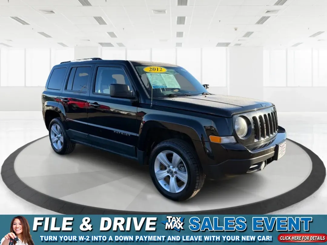 2012 Jeep Patriot Latitude (1C4NJRFB1CD) with an 2.4L I-4 DOHC engine, located at 1099 N County Rd 25A , Troy, OH, 45373, (937) 908-9800, 40.057079, -84.212883 - Experience the thrill of adventure with the 2012 Jeep Patriot Latitude, now available at Advantage Car and Credit in Troy, OH! Perfect for weekend getaways or daily commutes, this versatile SUV is designed to meet the needs of both adventure-seekers and budget-conscious buyers alike. With its rugged - Photo#0