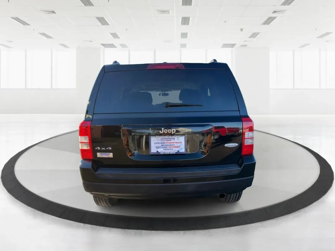 2012 Jeep Patriot Latitude (1C4NJRFB1CD) with an 2.4L I-4 DOHC engine, located at 1099 N County Rd 25A , Troy, OH, 45373, (937) 908-9800, 40.057079, -84.212883 - Experience the thrill of adventure with the 2012 Jeep Patriot Latitude, now available at Advantage Car and Credit in Troy, OH! Perfect for weekend getaways or daily commutes, this versatile SUV is designed to meet the needs of both adventure-seekers and budget-conscious buyers alike. With its rugged - Photo#3