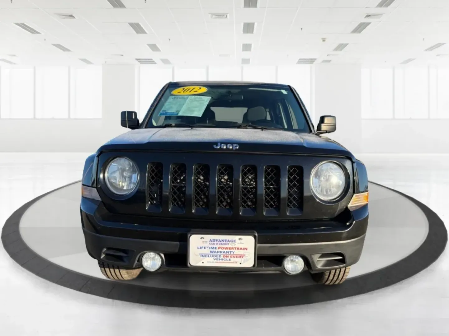 2012 Jeep Patriot Latitude (1C4NJRFB1CD) with an 2.4L I-4 DOHC engine, located at 1099 N County Rd 25A , Troy, OH, 45373, (937) 908-9800, 40.057079, -84.212883 - Experience the thrill of adventure with the 2012 Jeep Patriot Latitude, now available at Advantage Car and Credit in Troy, OH! Perfect for weekend getaways or daily commutes, this versatile SUV is designed to meet the needs of both adventure-seekers and budget-conscious buyers alike. With its rugged - Photo#7