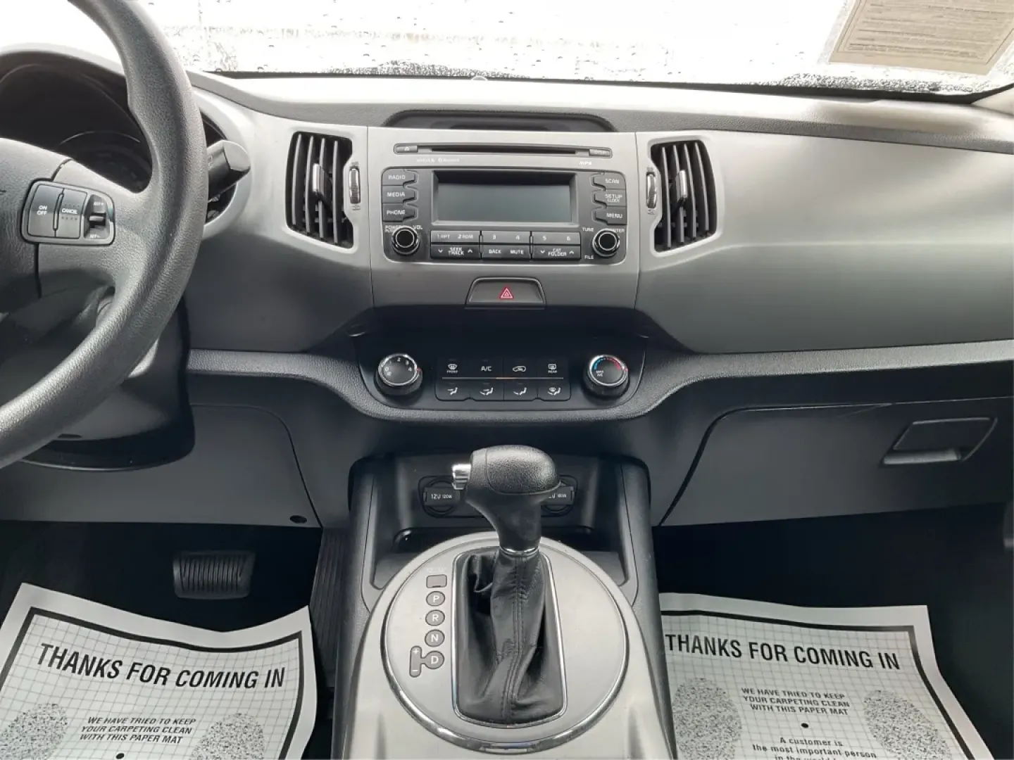 2015 Kia Sportage LX (KNDPB3AC8F7) with an Other engine, located at 1951 S Dayton Lakeview Rd., New Carlisle, OH, 45344, (937) 908-9800, 39.890999, -84.050255 - **Adventure Awaits: Discover the 2015 Kia Sportage LX at Advantage Car and Credit!**<br /> <br /> Are you ready to enhance your lifestyle with a vehicle that's perfect for weekend getaways or daily commutes? At Advantage Car and Credit in New Carlisle, OH, we're excited to introduce you to the 2015 - Photo#12